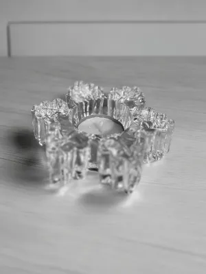 Clear Glass Snowflake Tealight Holder