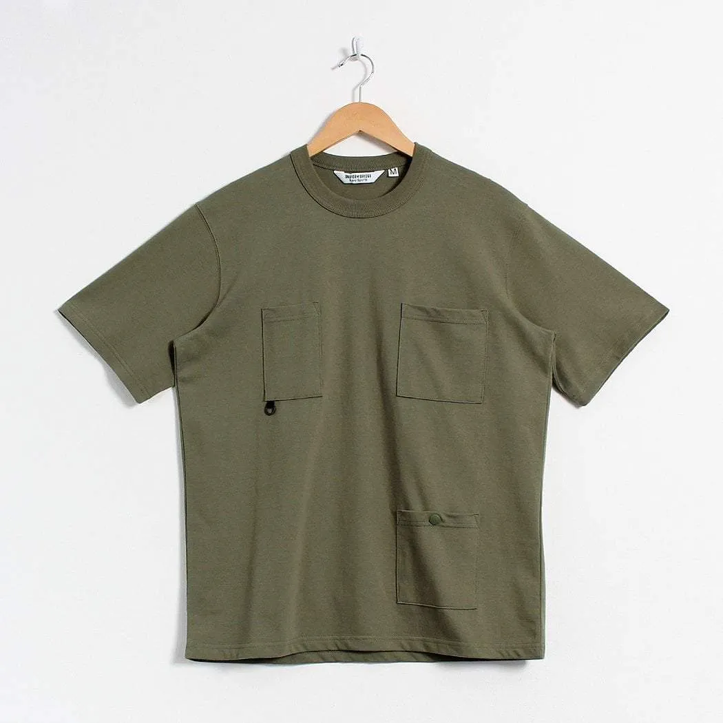 Uniform Bridge Utility Pocket T-shirt